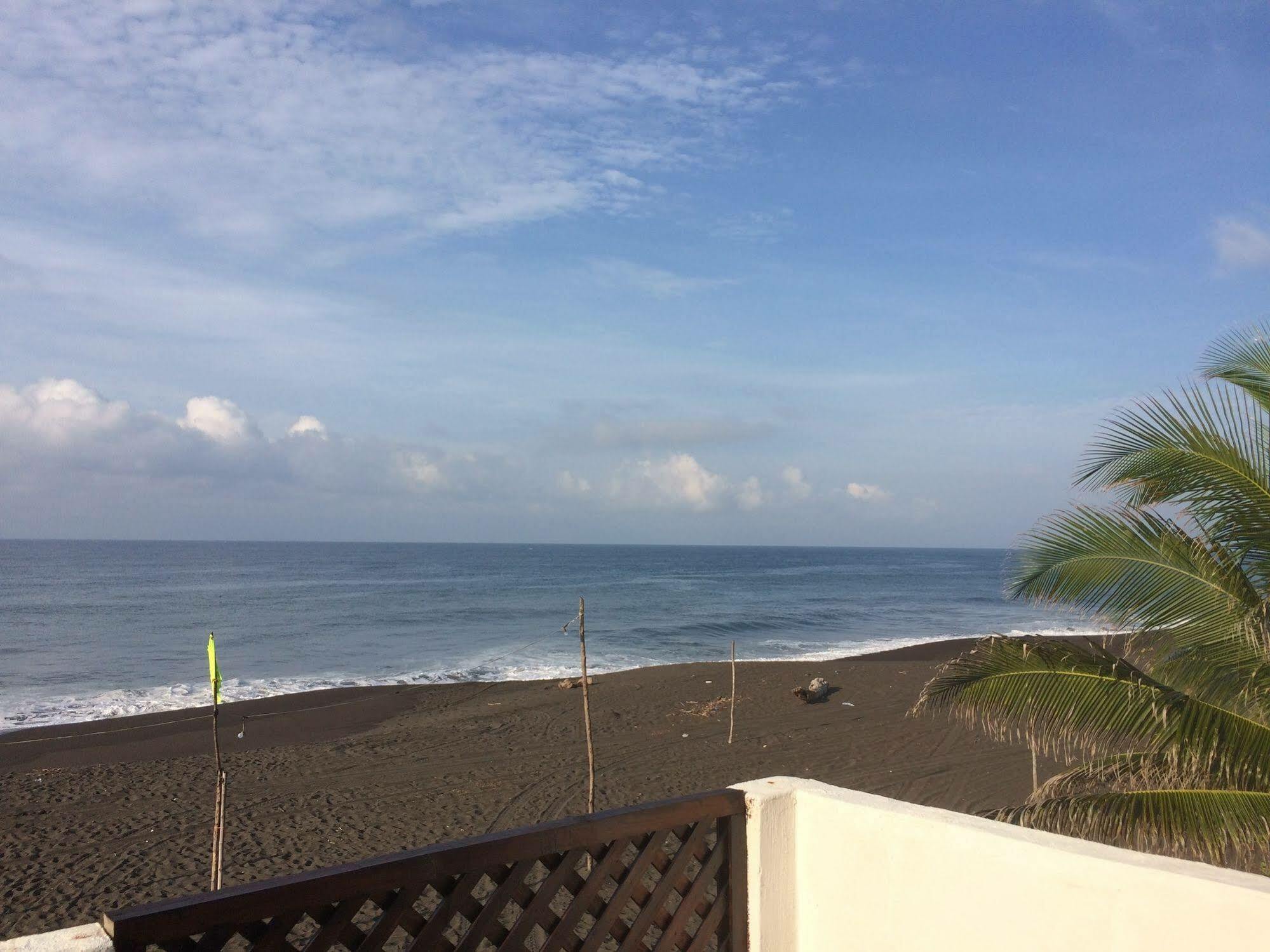 Tortugas Place Hotel Y Bungalos มอนเตริโก ภายนอก รูปภาพ