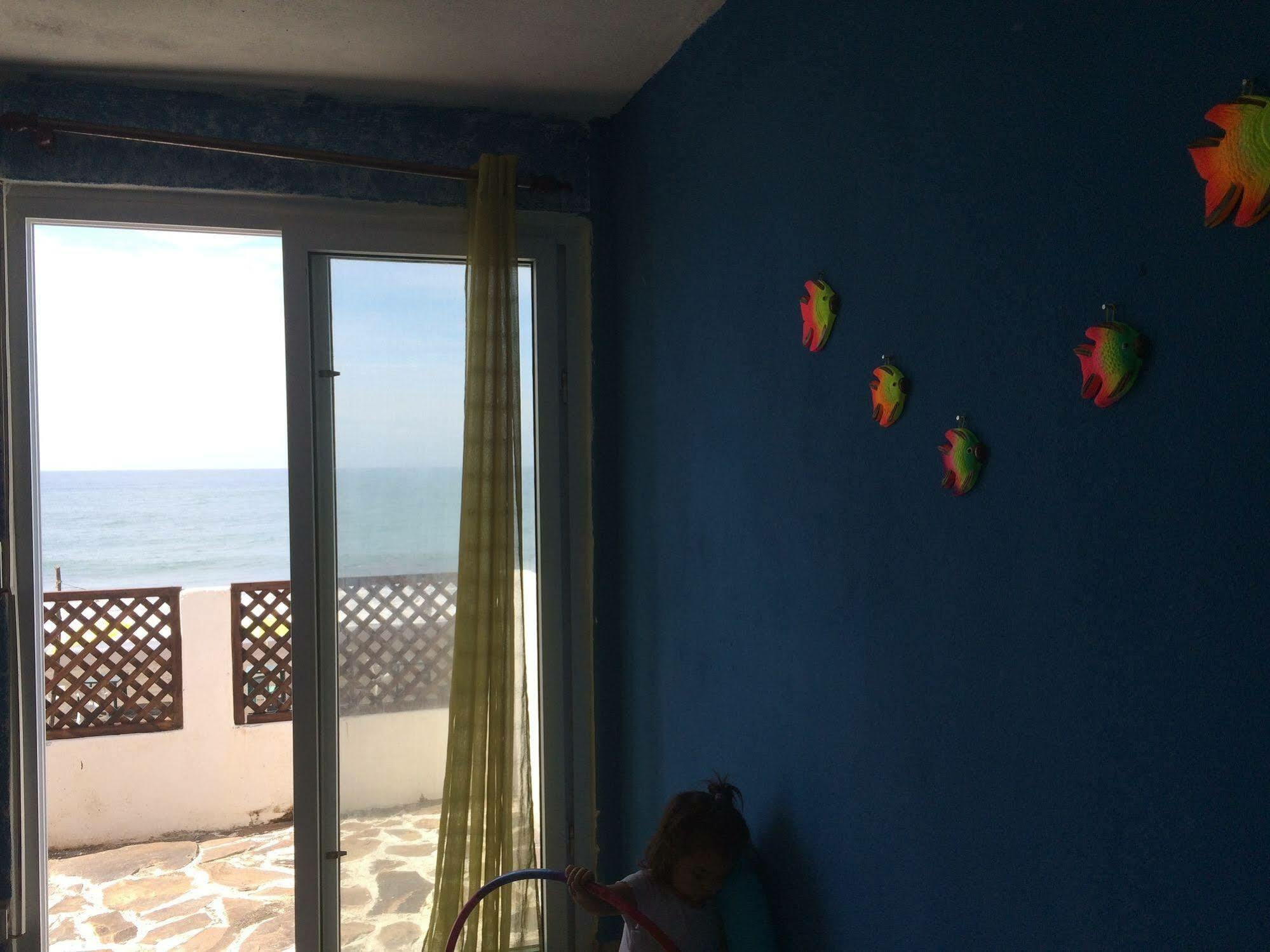 Tortugas Place Hotel Y Bungalos มอนเตริโก ภายนอก รูปภาพ